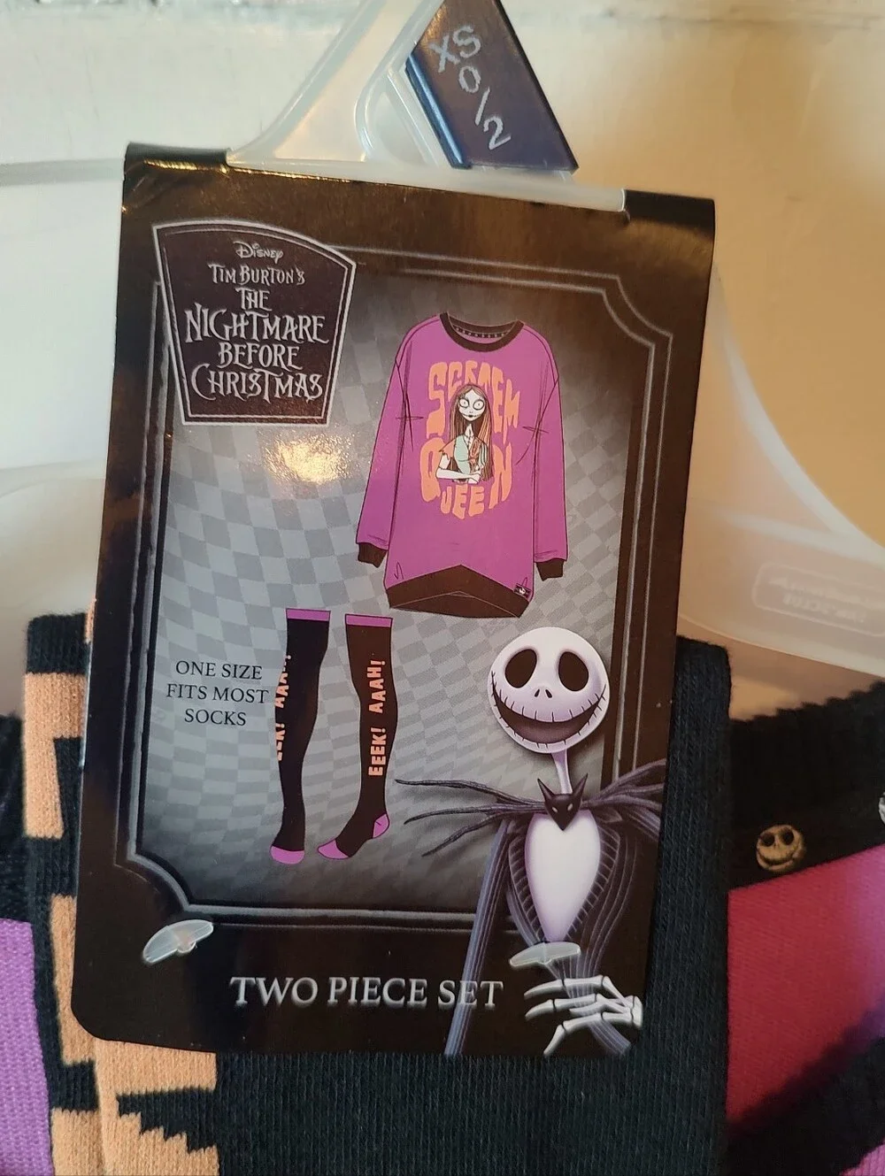 Disney Women's Size 0/2 XS  NWT 2pc Set Sleepwear Long Shirt & Knee High Socks - Picture 7 of 8